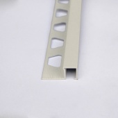 Кромочный квадратный уголок 1010 белый 2.7 метра