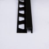 Кромочный квадратный уголок 1010 чёрный мат 2.7 метра