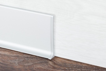 Алюминиевый плинтус POLVEKA 60мм серебро 2,7м.