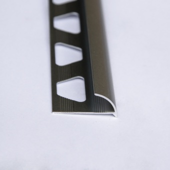 Кромочный овальный уголок O10 шампань 2.7 метра 